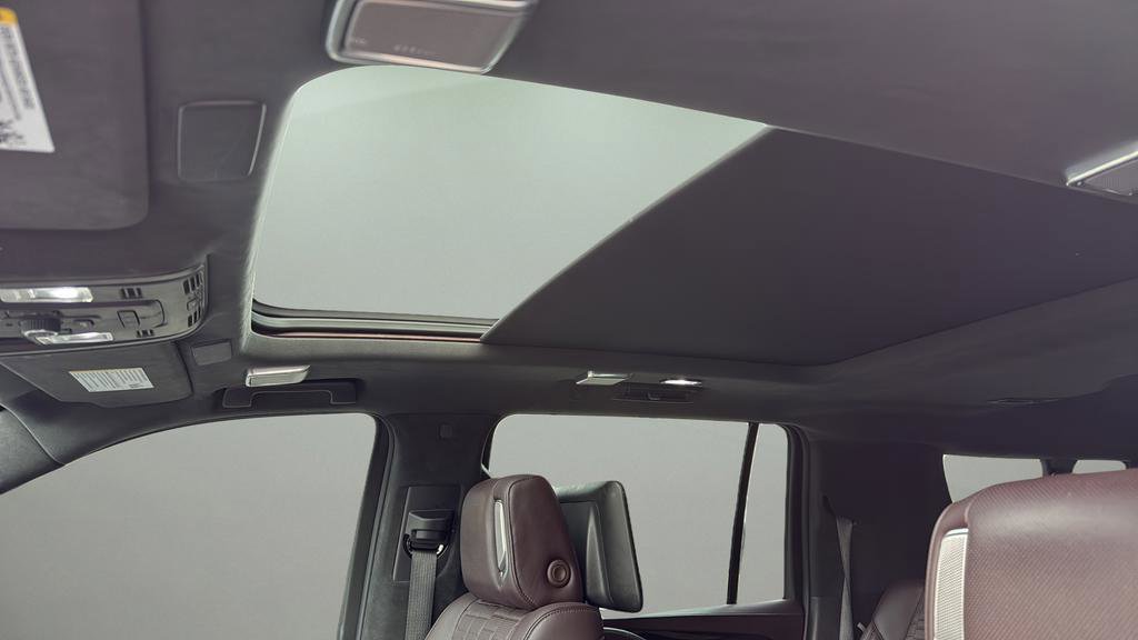 Certified 2022 Cadillac Escalade ESV Premium Luxury Platinum image 14