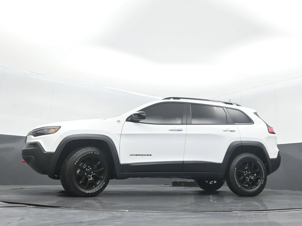 Used 2022 Jeep Cherokee Trailhawk w/ Comfort/Convenience Group image 32