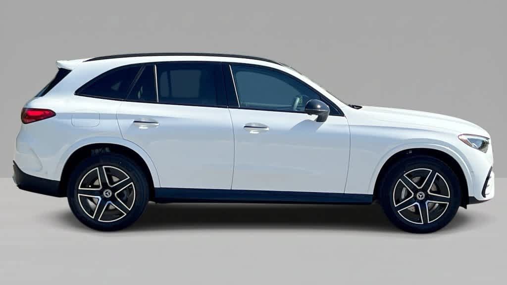 Used 2027 Mercedes-Benz GLC 300 4MATIC image 9