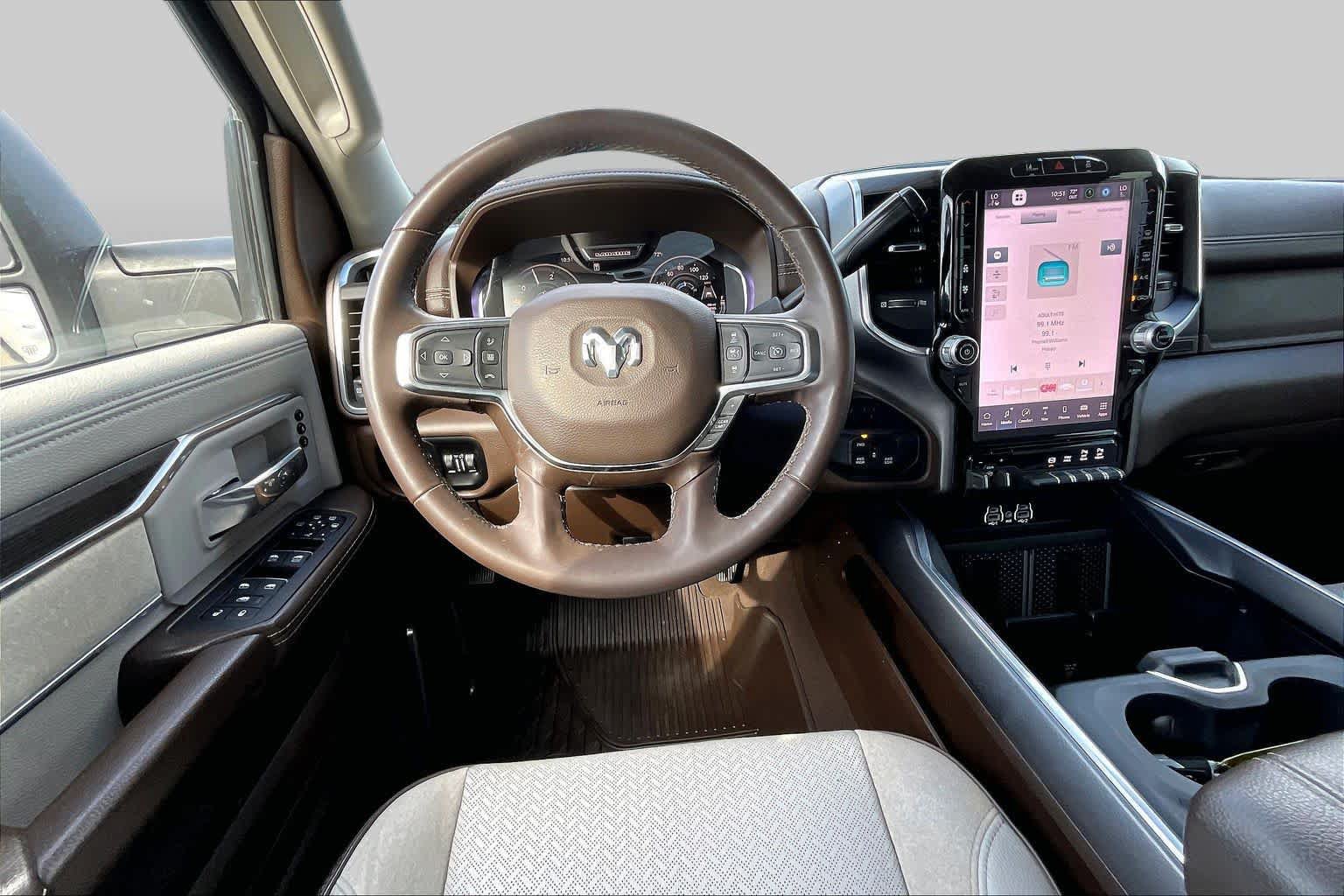 Used 2025 RAM 3500 Laramie AWD/4WD image 6