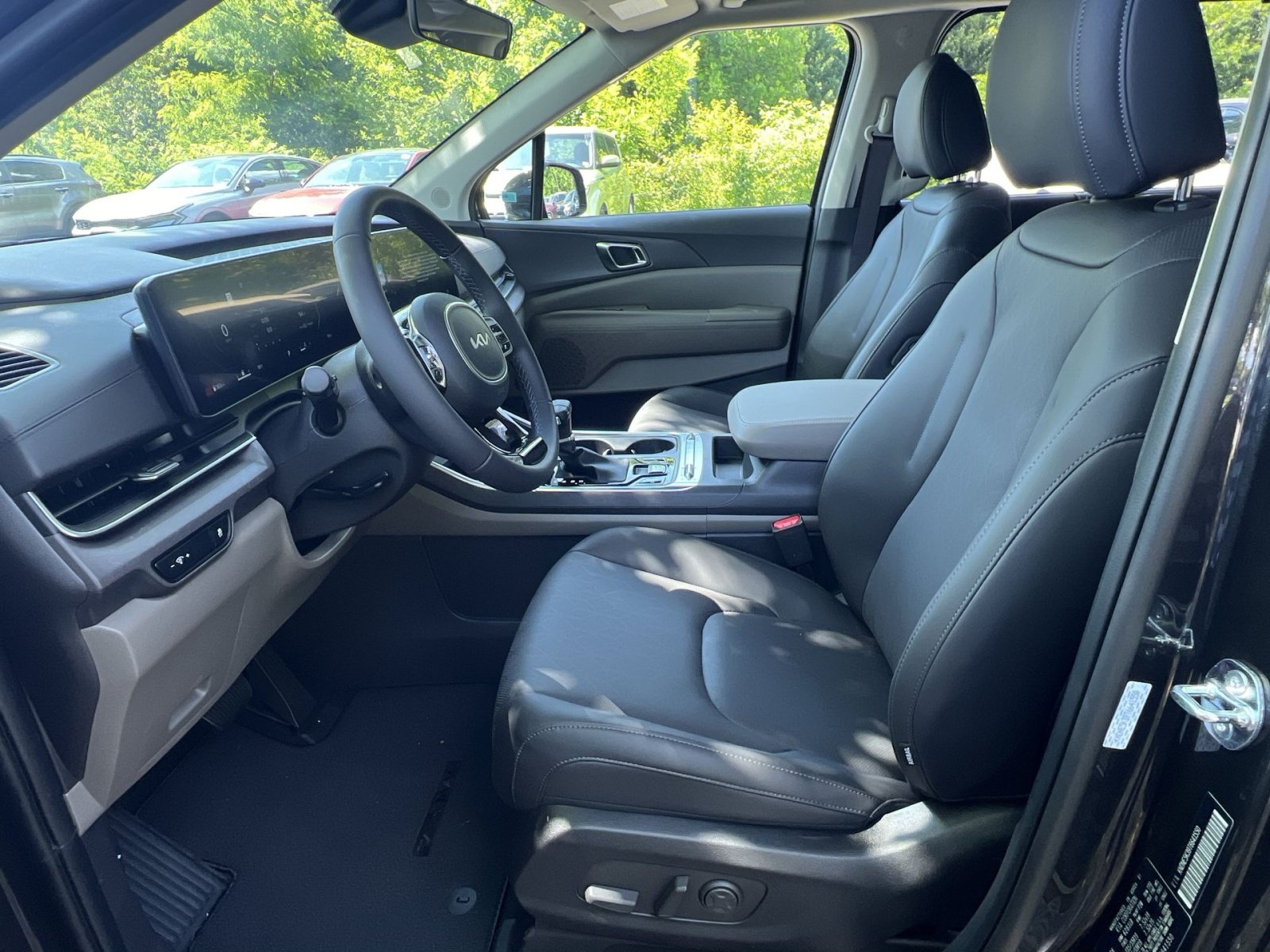 New 2026 Kia Carnival SX FWD image 18