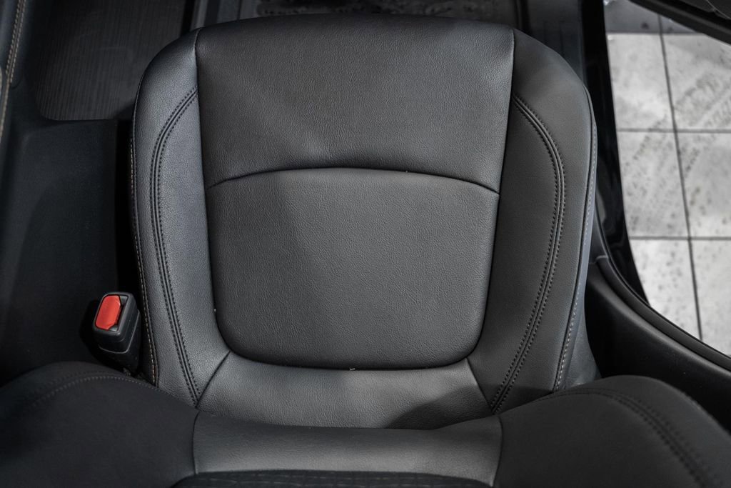 New 2026 Toyota Sienna XLE Woodland Edition image 31