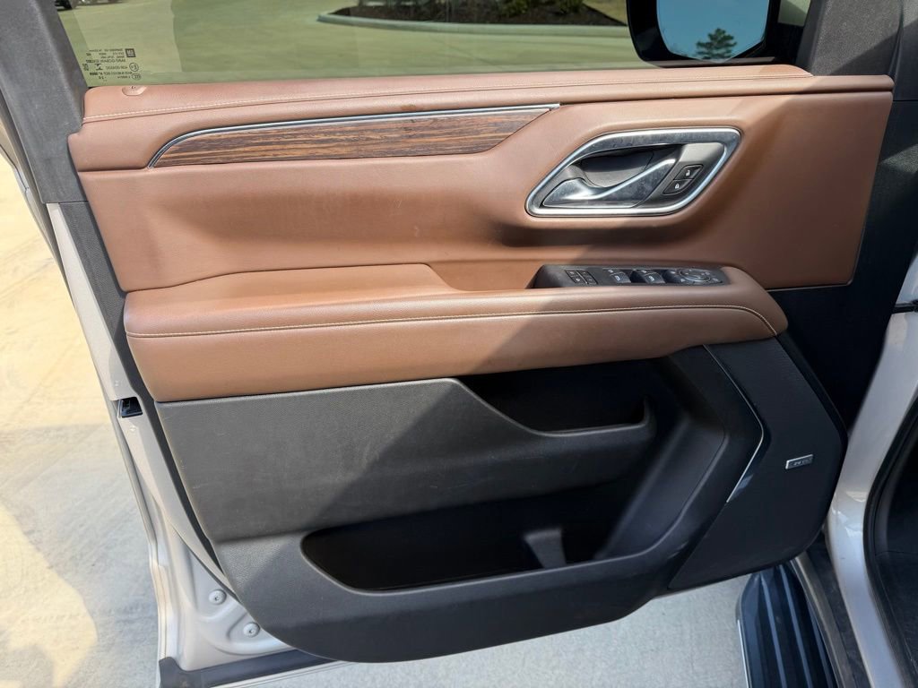 Used 2021 Chevrolet Tahoe High Country image 12