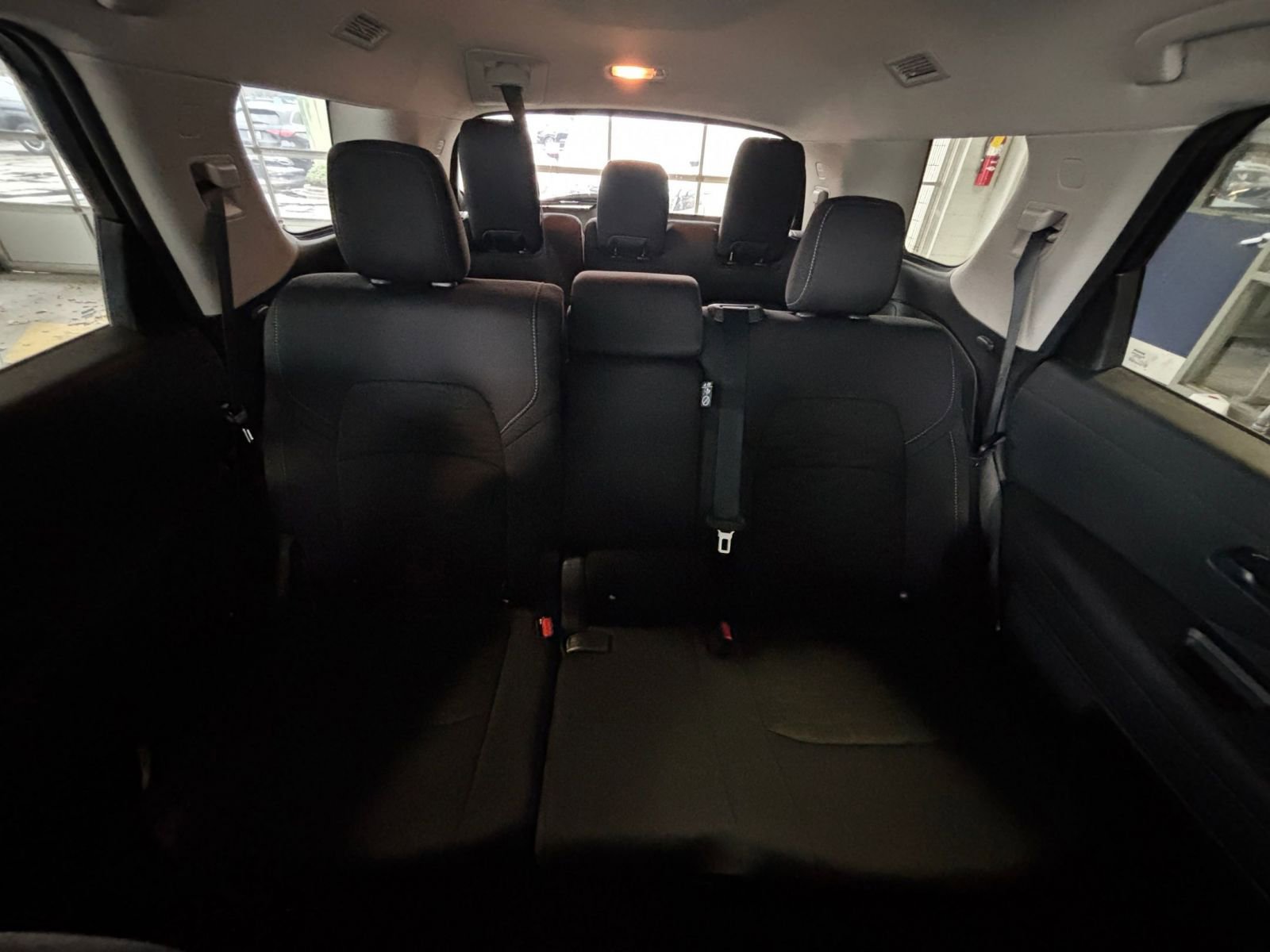 Used 2025 Nissan Pathfinder SV image 46