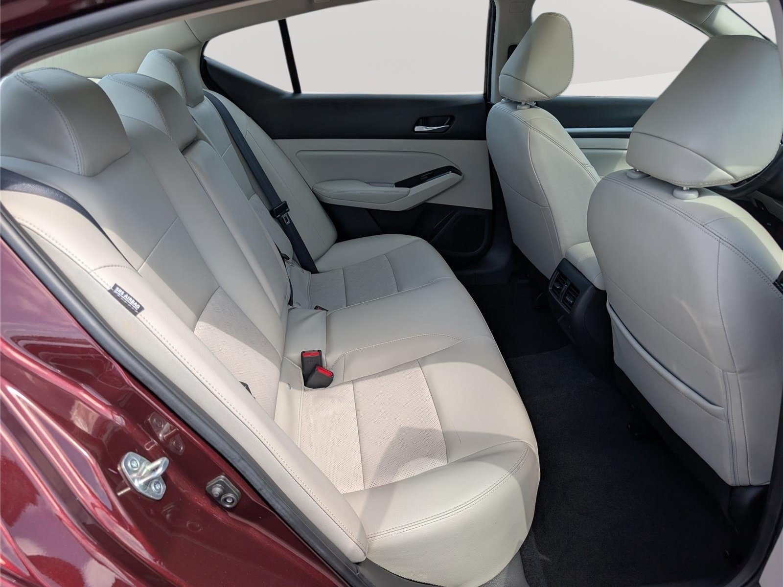 Used 2025 Nissan Altima 2.5 SL AWD/4WD image 13