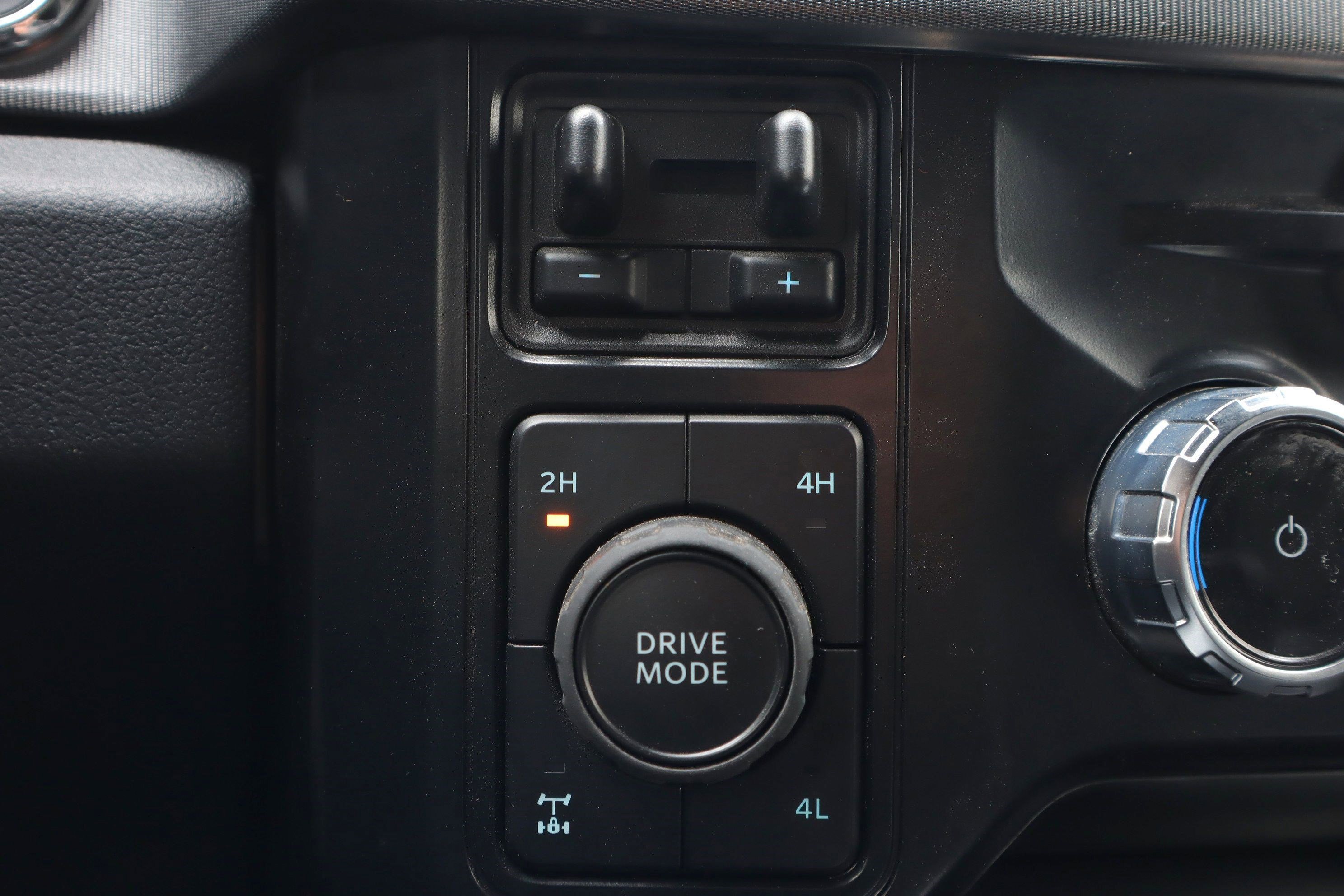 Used 2026 Ford F250 Platinum image 25