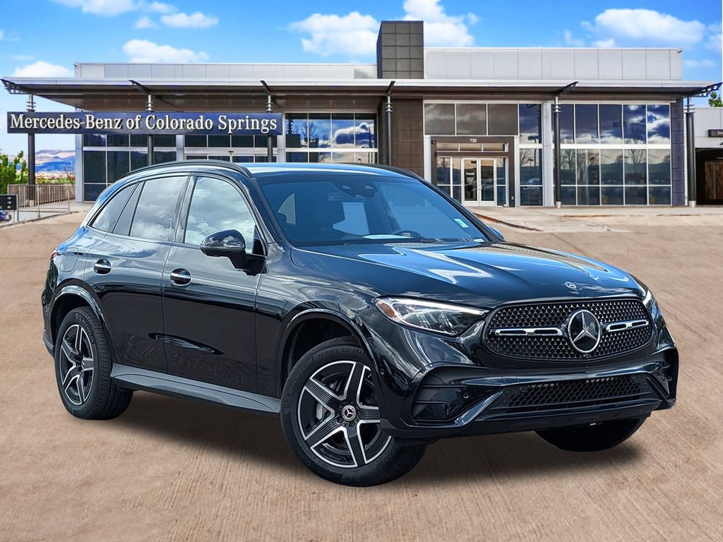 Used 2026 Mercedes-Benz GLC 300 4MATIC image 1