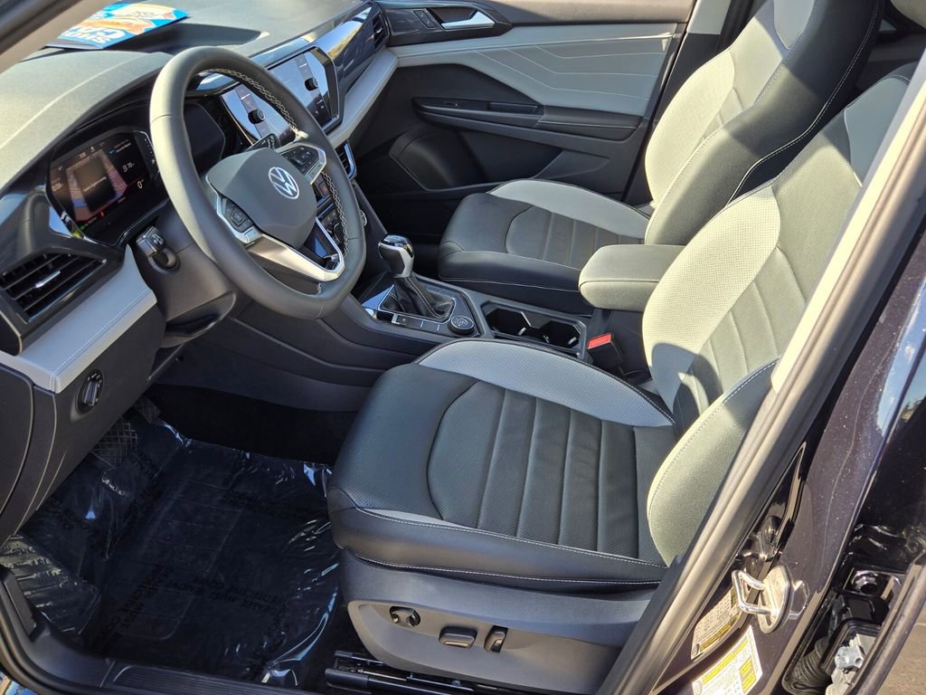 Certified 2024 Volkswagen Taos SEL image 10