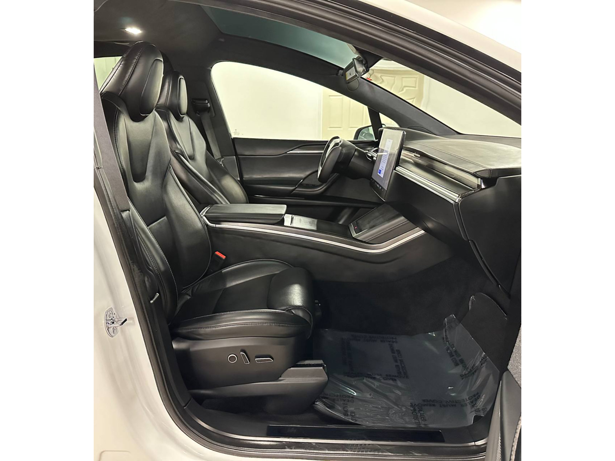 Used 2023 Tesla Model X Plaid AWD/4WD image 21