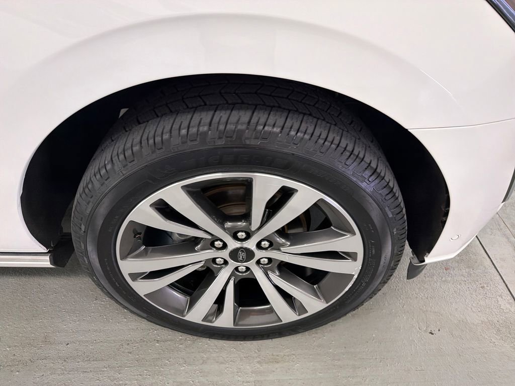 Used 2020 Ford Expedition Platinum RWD image 5