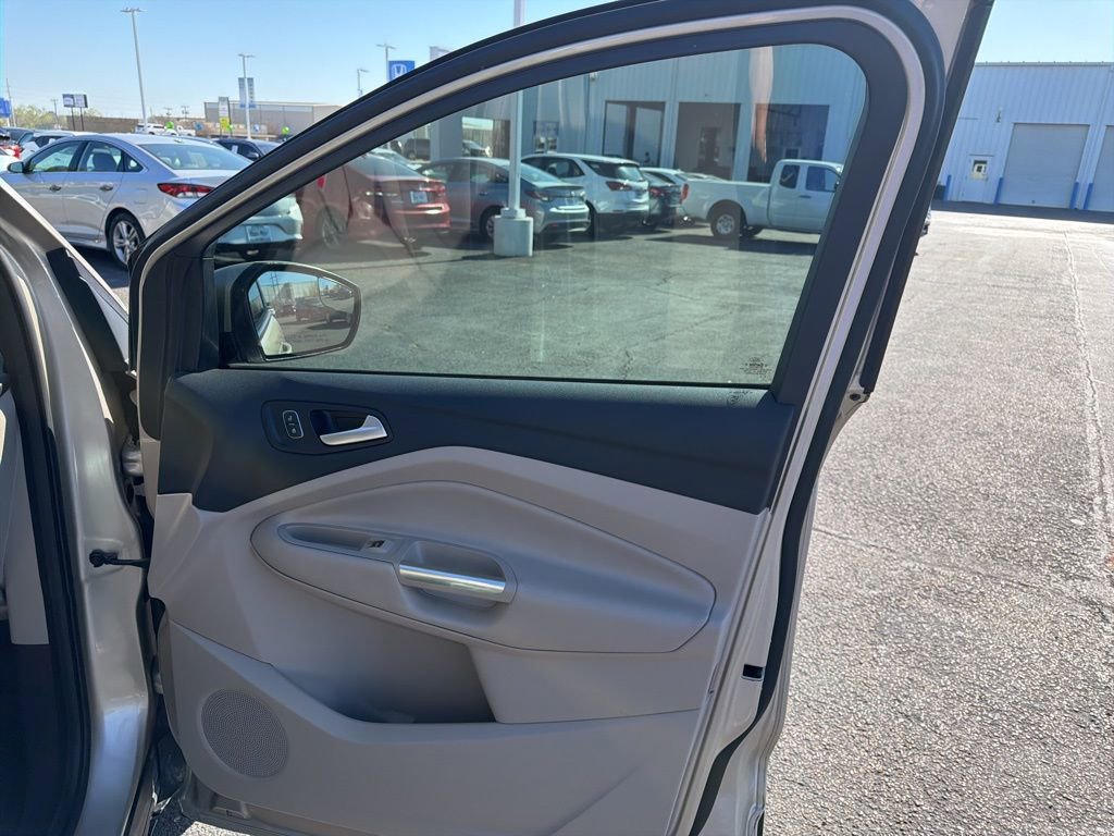 Used 2018 Ford Escape SE image 33