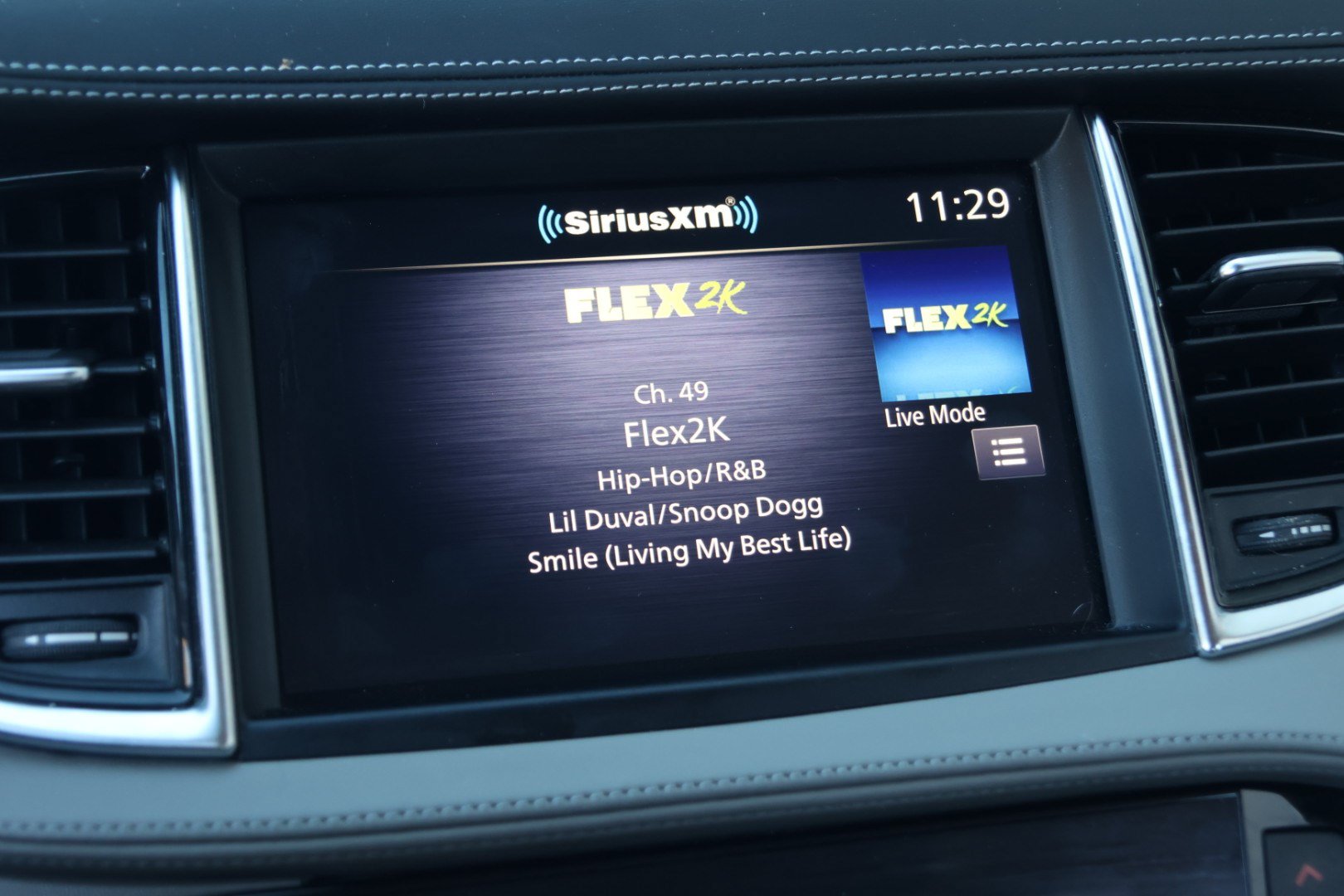 Used 2024 INFINITI QX50 Luxe FWD image 18