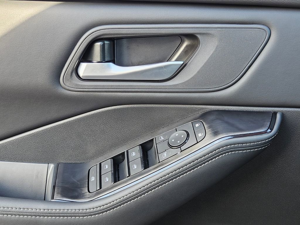 New 2026 Nissan Rogue SV w/ Cold Weather Package image 26