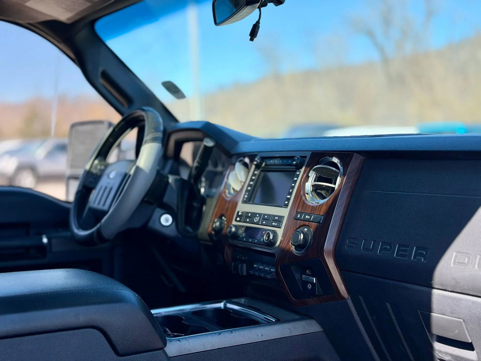 Used 2012 Ford F250 Lariat w/ Lariat Interior Pkg image 17