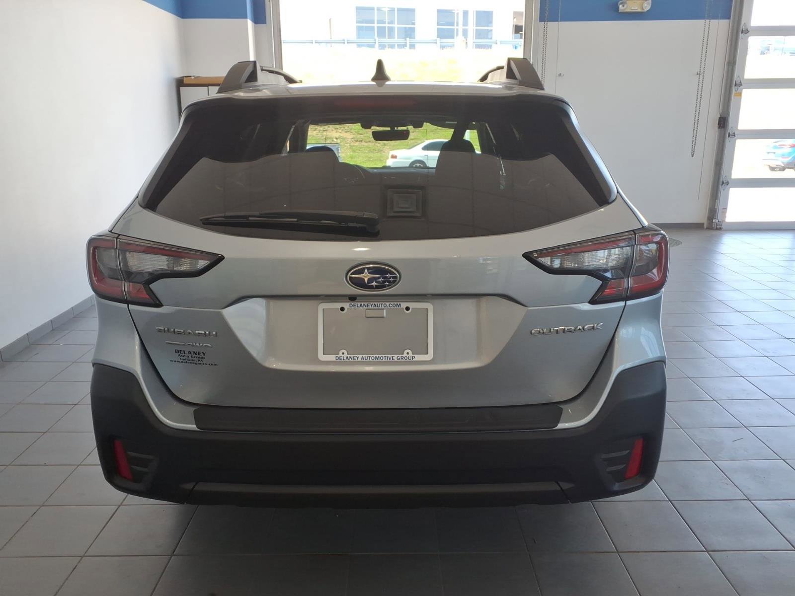 Certified 2022 Subaru Outback Premium AWD/4WD image 6