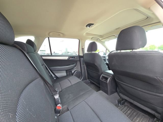 Used 2017 Subaru Outback 2.5i Premium image 26