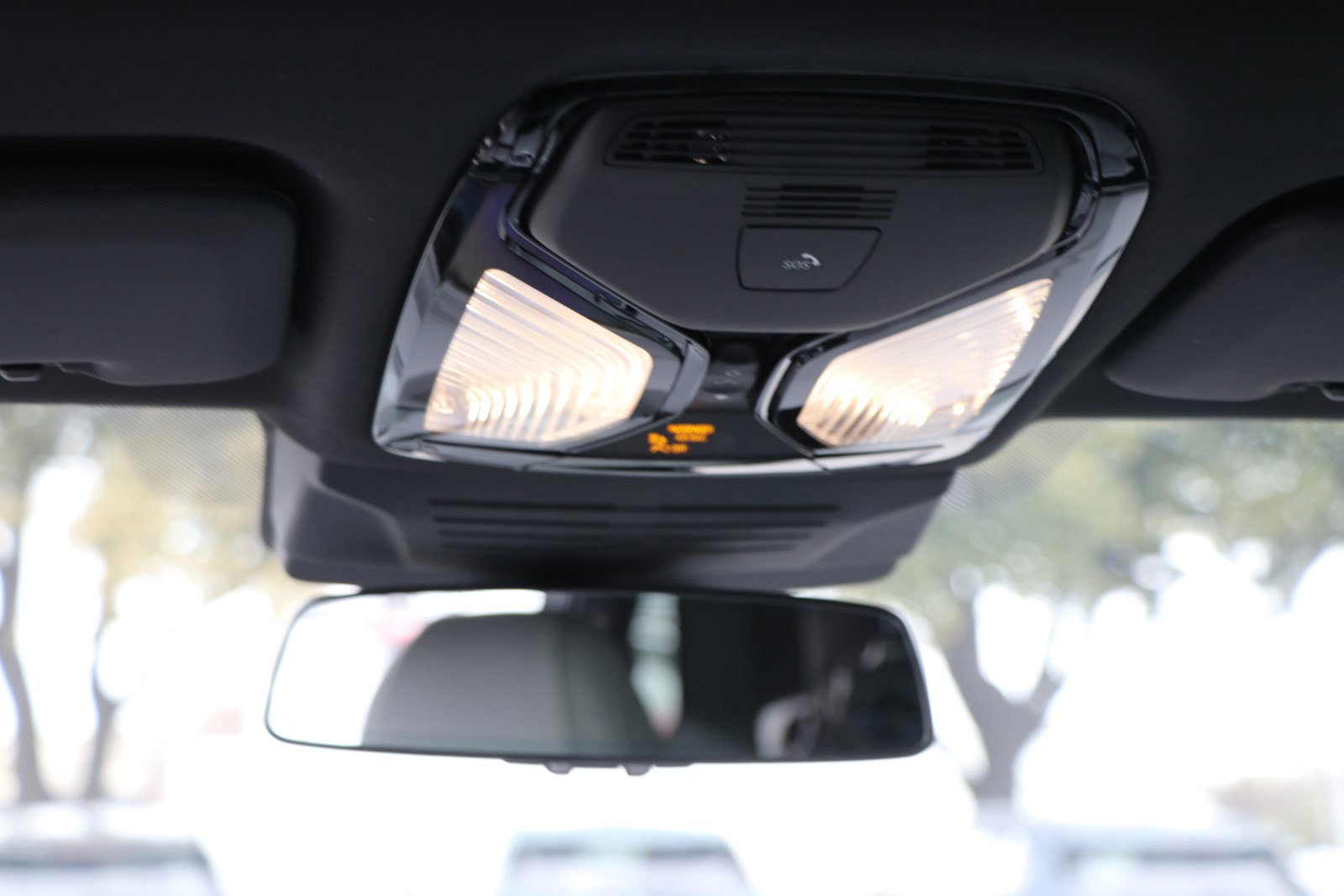 Certified 2025 BMW X5 xDrive50e w/ Parking Assistance Package image 31