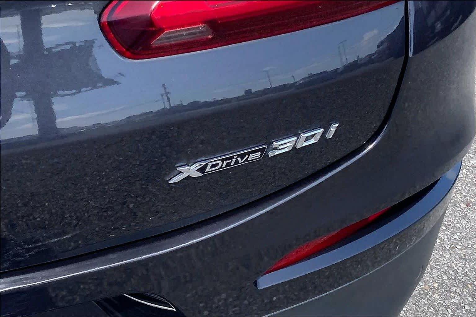 Used 2021 BMW X4 xDrive30i w/ Convenience Package AWD/4WD image 10