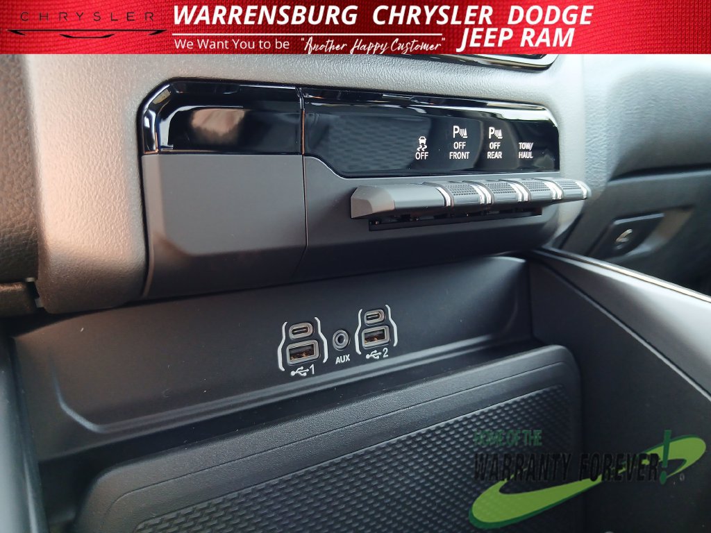 New 2026 RAM 1500 Express AWD/4WD image 25
