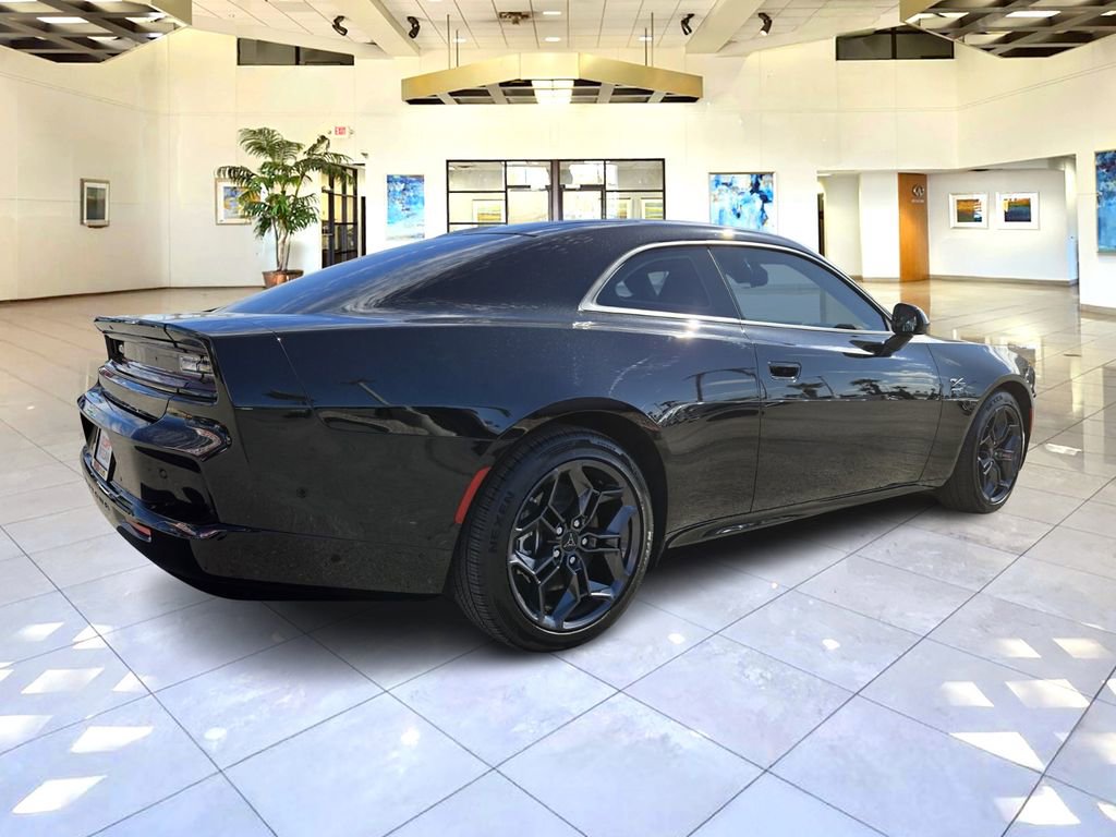 Used 2025 Dodge Charger R/T w/ Quick Order Package 25M R/T image 7