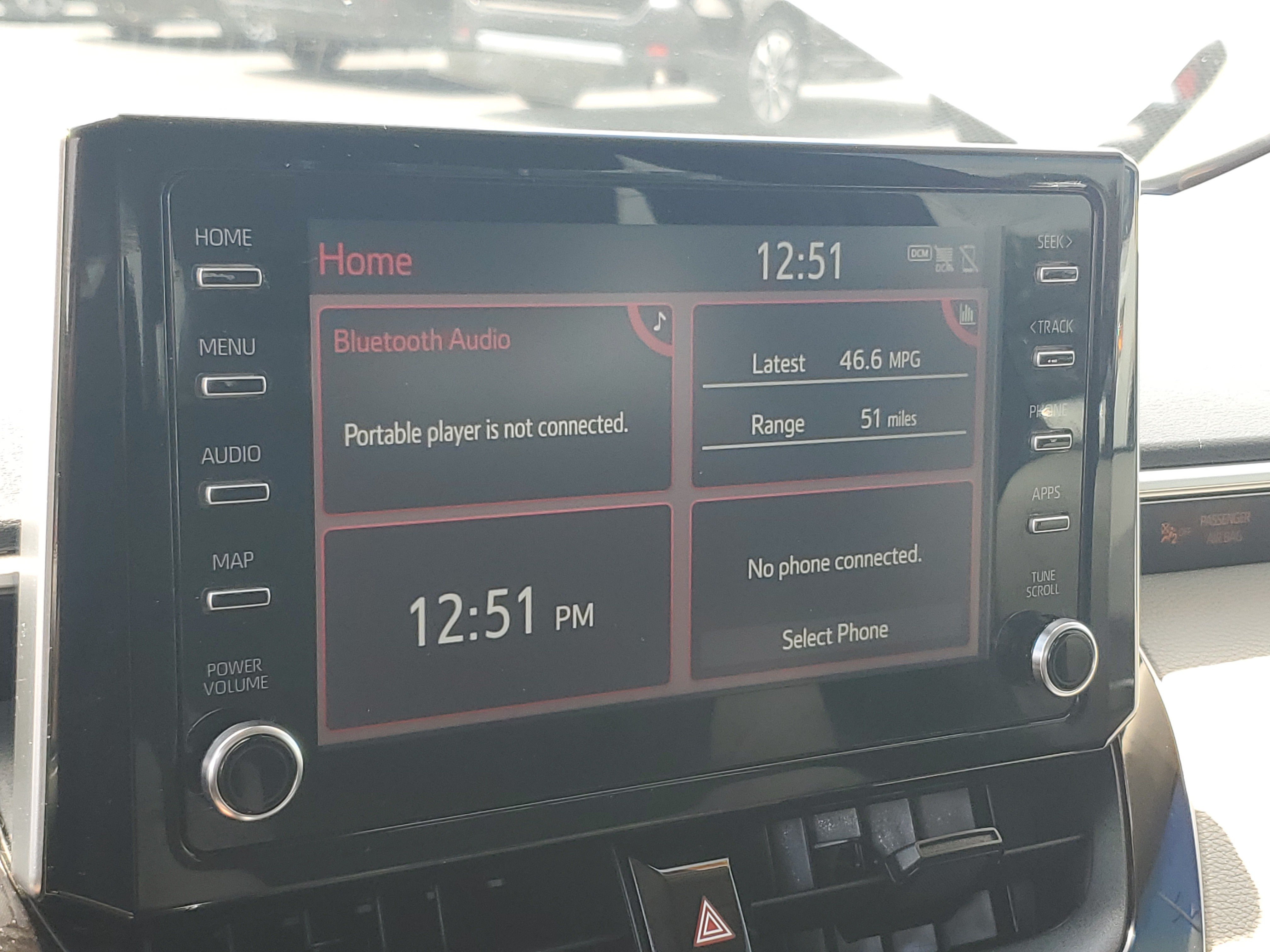Used 2020 Toyota Corolla LE w/ Carpet Mat Package (TMS) FWD image 23