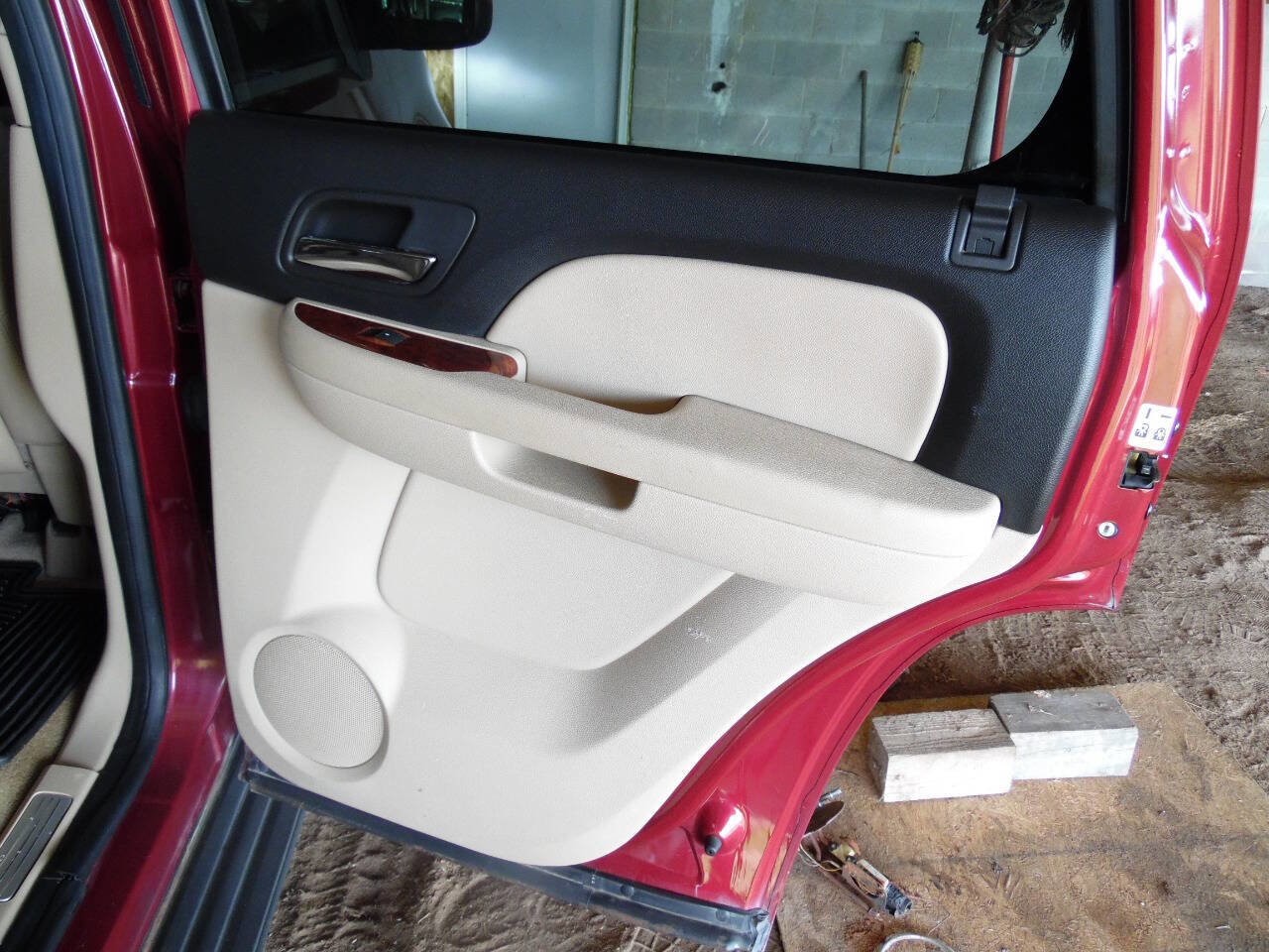 Used 2007 Chevrolet Tahoe LT w/ LT Preferred Equipment Group image 14