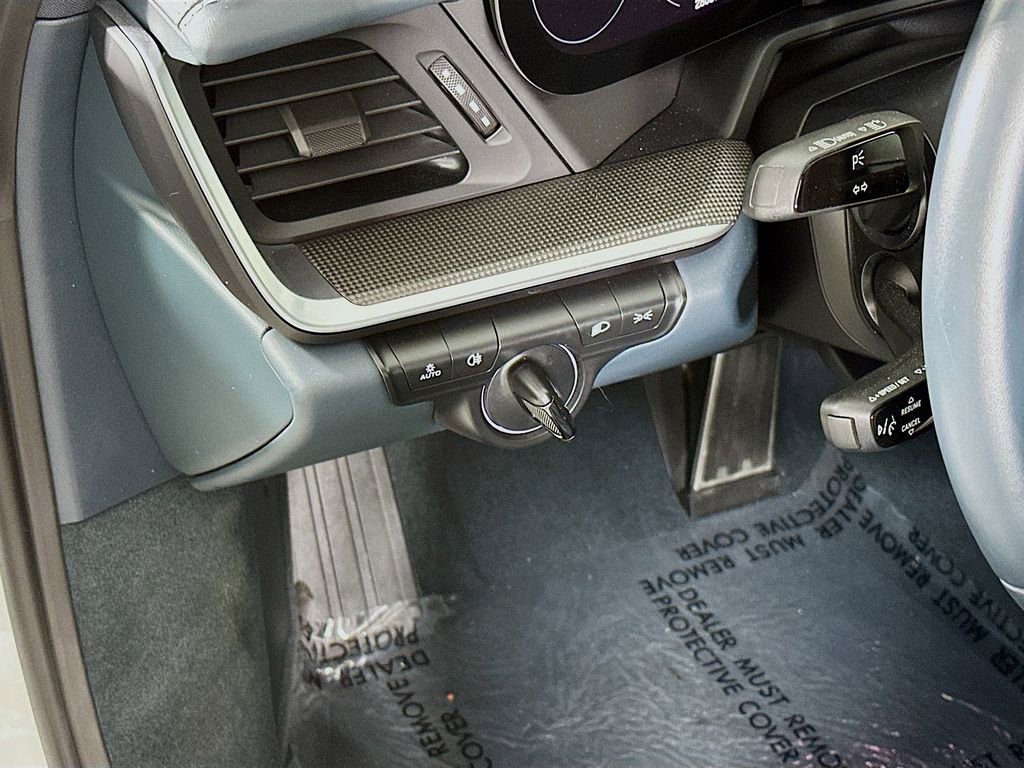 Used 2024 Porsche 911 Carrera S image 11