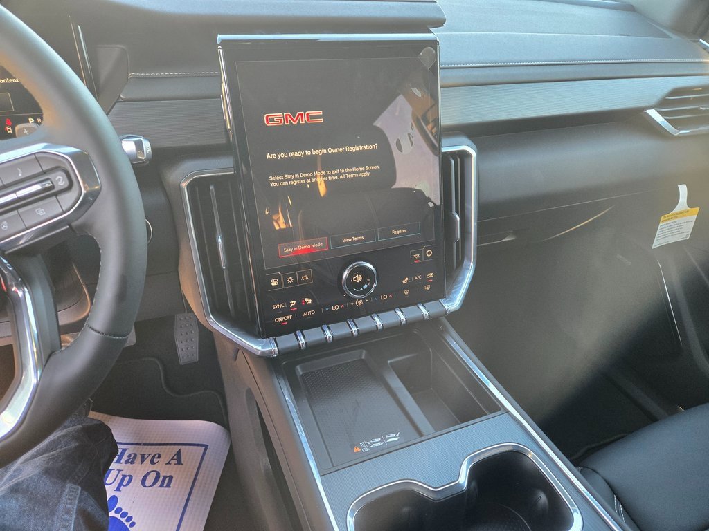 New 2026 GMC Acadia Elevation image 10