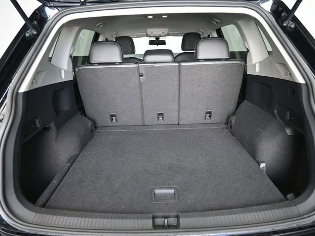Used 2021 Volkswagen Tiguan SEL image 39