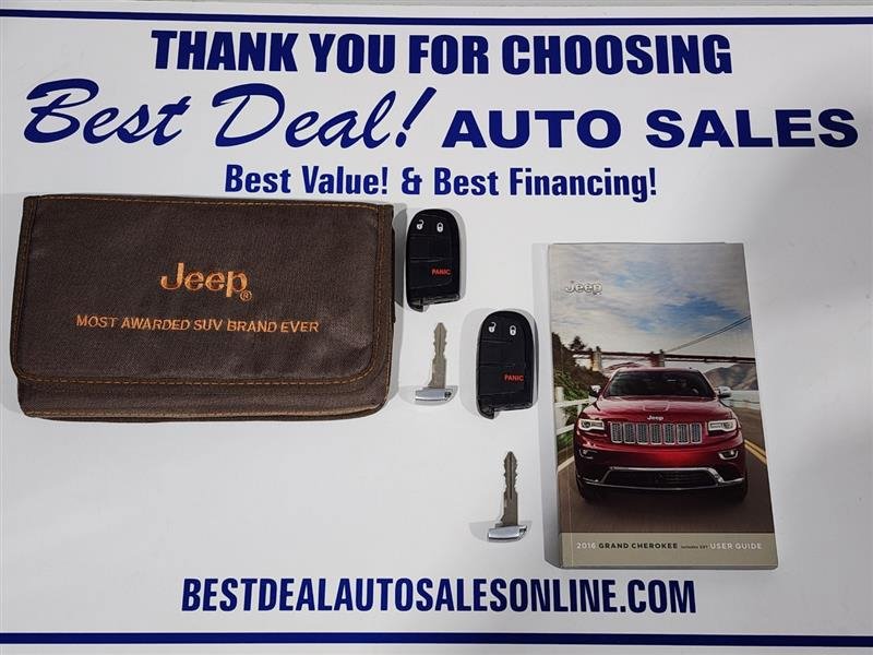 Used 2016 Jeep Grand Cherokee Laredo image 33