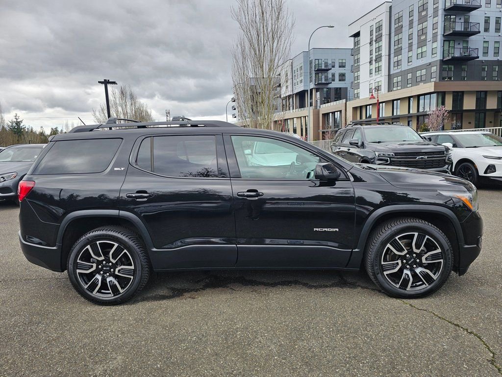 Used 2019 GMC Acadia SLT w/ Black Edition image 4