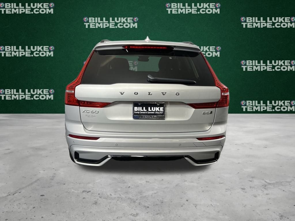 Used 2024 Volvo XC60 B5 Core image 7