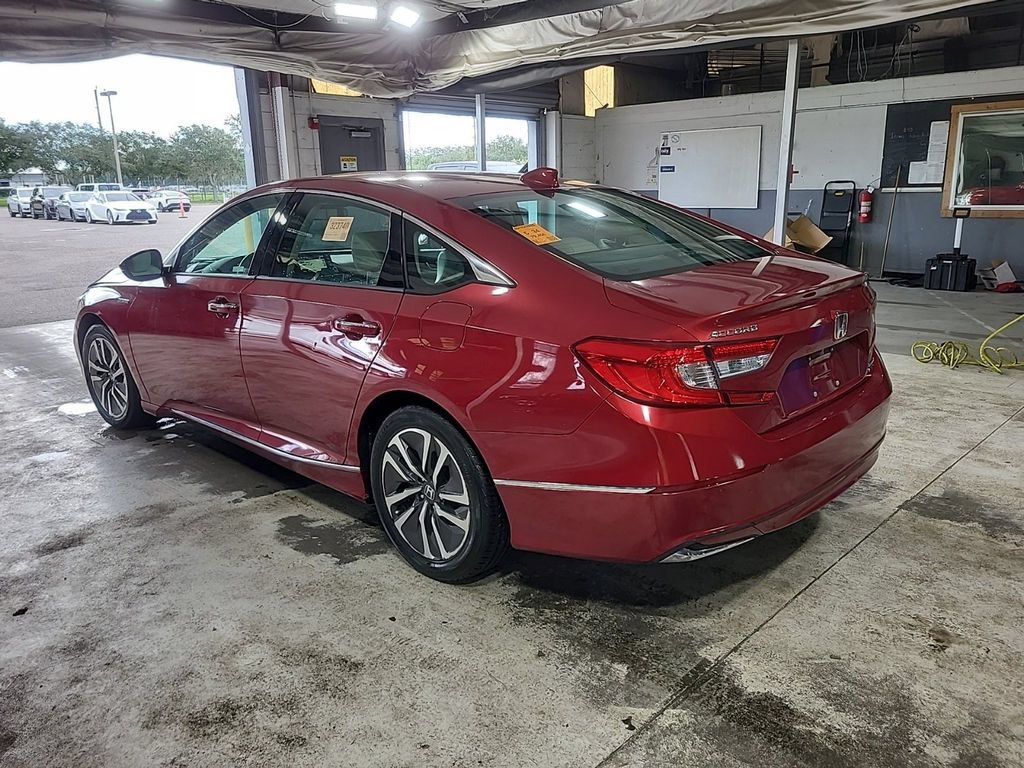 Used 2019 Honda Accord Touring image 4