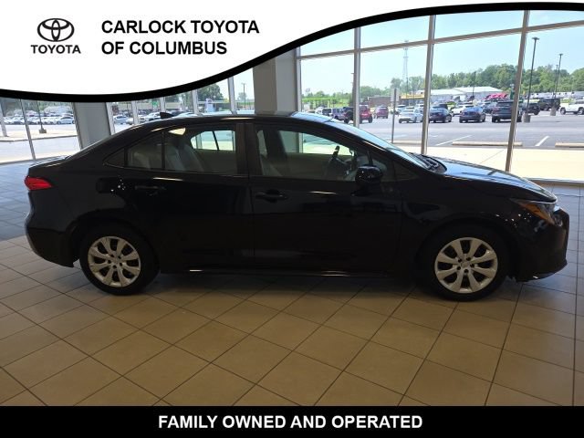 Used 2023 Toyota Corolla LE FWD image 7