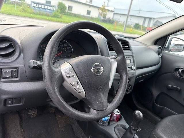 Used 2016 Nissan Versa S FWD image 11