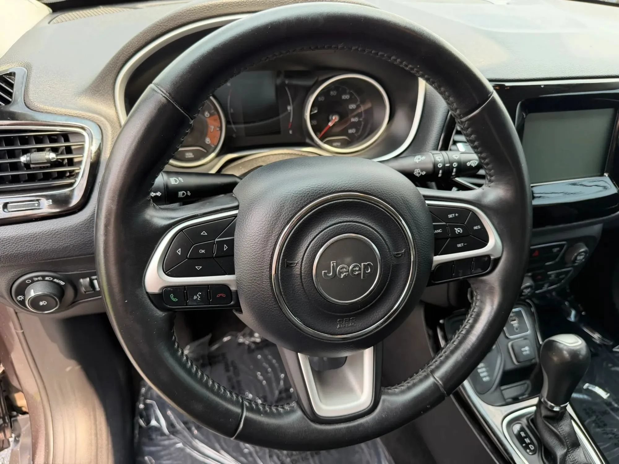 Used 2019 Jeep Compass Latitude AWD/4WD image 16