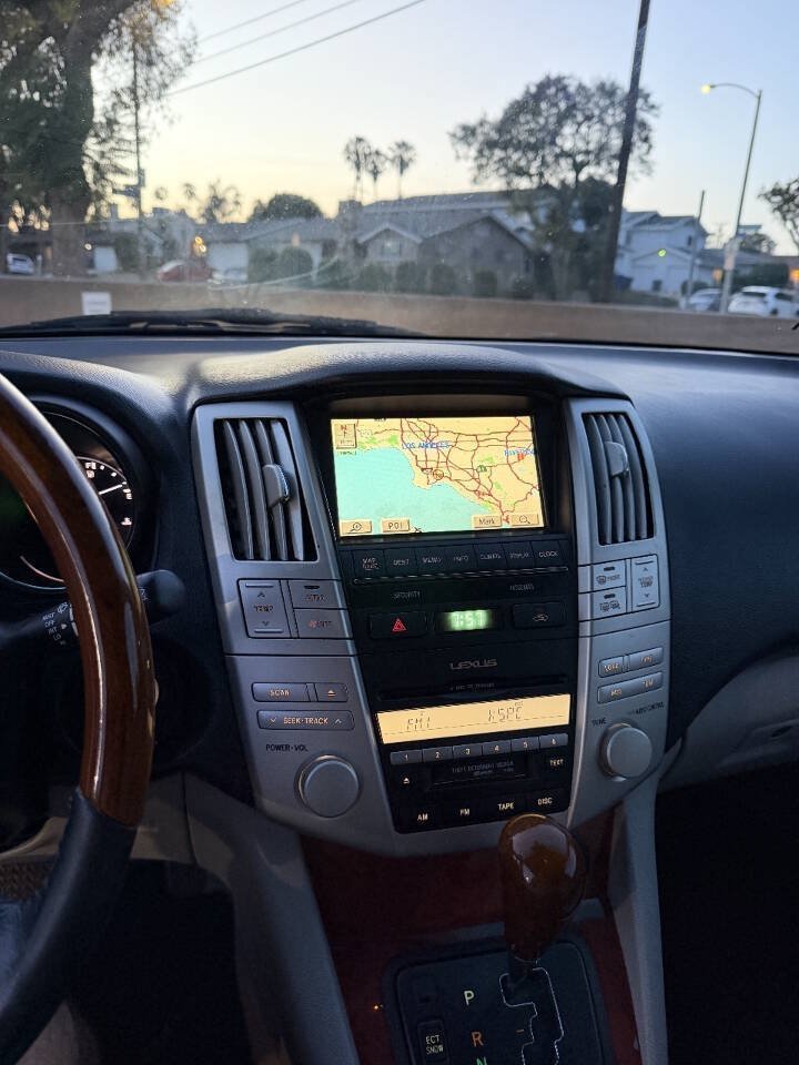 Used 2004 Lexus RX 330 FWD image 16
