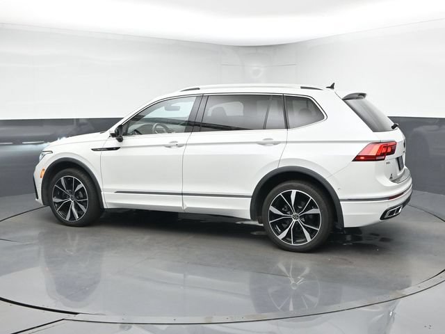 Used 2022 Volkswagen Tiguan SEL R-Line AWD/4WD image 6