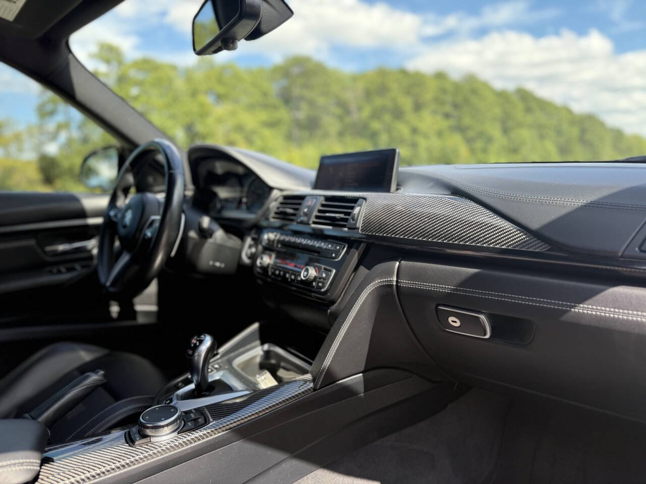 Used 2015 BMW M3 RWD image 23