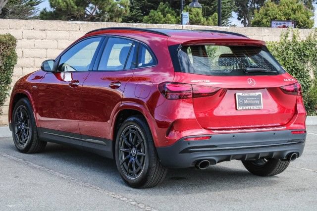 Used 2025 Mercedes-Benz GLA 35 AMG 4MATIC image 6