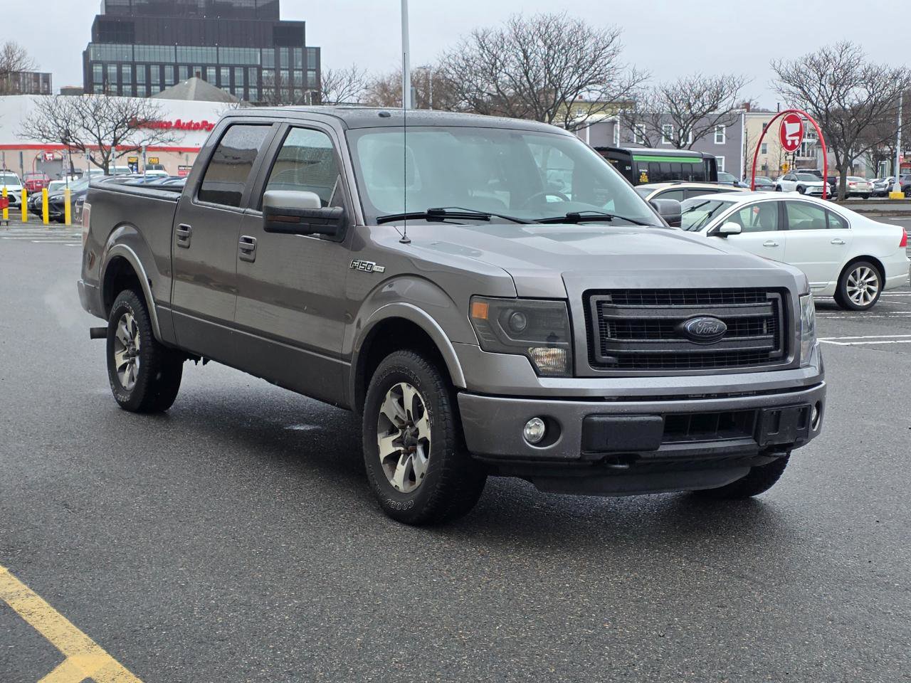 Used 2014 Ford F150 FX4 w/ Equipment Group 402A Luxury image 3