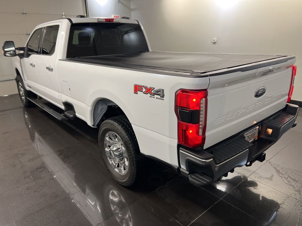 Used 2023 Ford F350 Lariat w/ Lariat Ultimate Package image 4