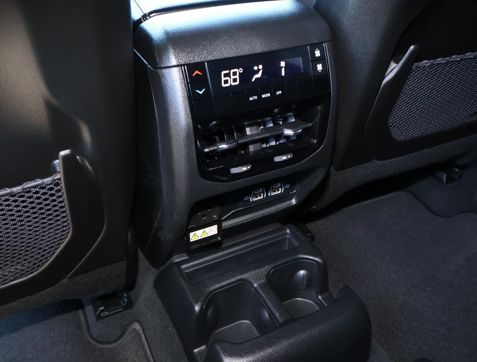 Used 2025 Jeep Grand Cherokee L Altitude image 15