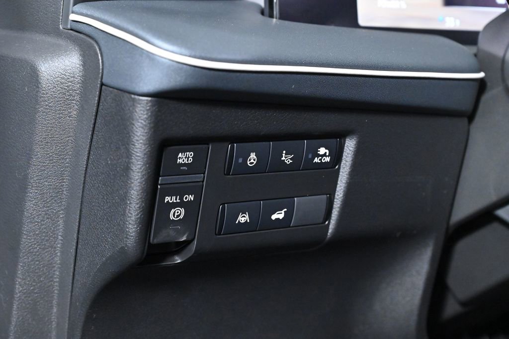 New 2026 Nissan Leaf Platinum+ w/ Cargo Package (Platinum+) image 24