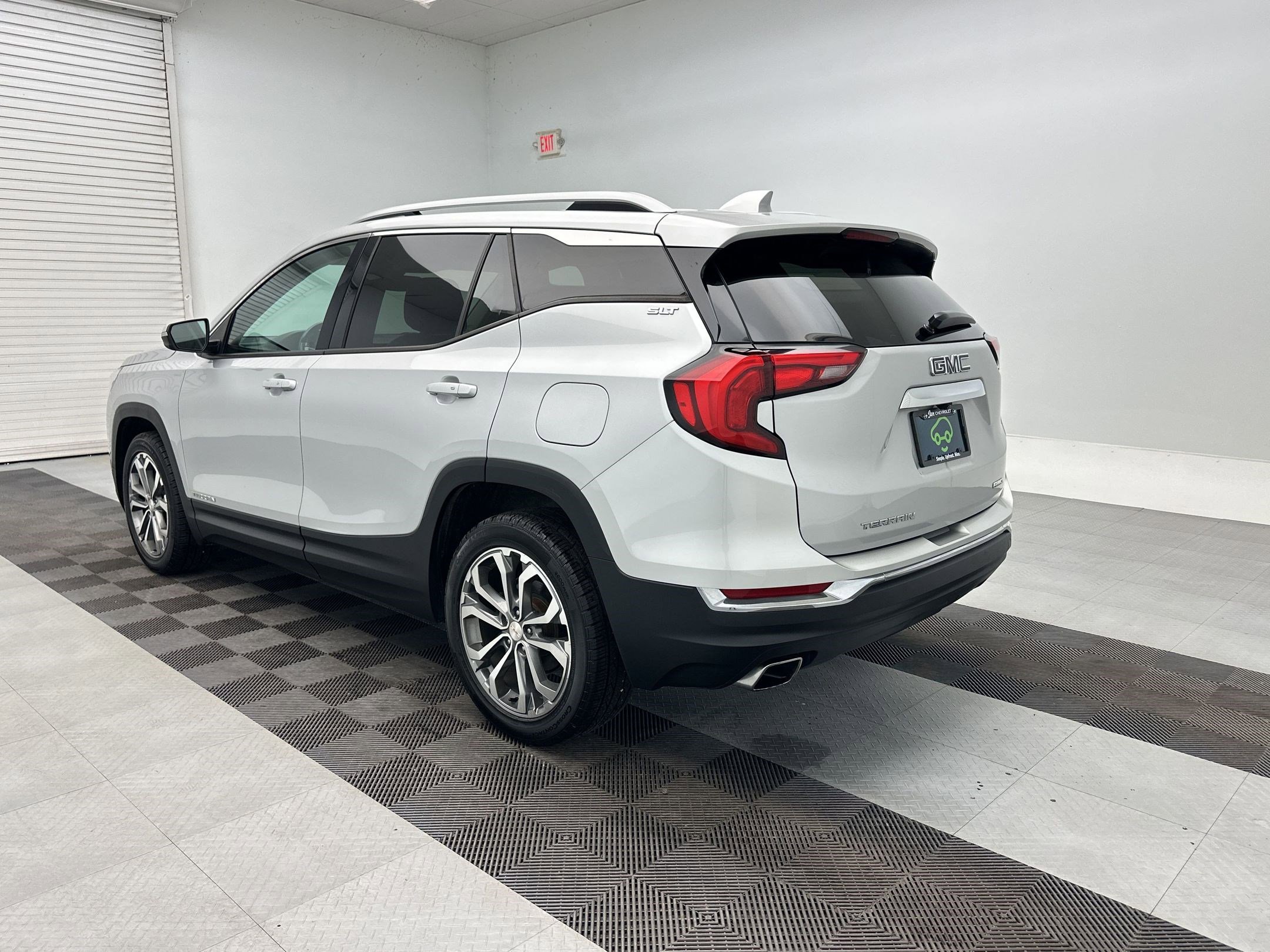 Certified 2019 GMC Terrain SLT AWD/4WD image 3