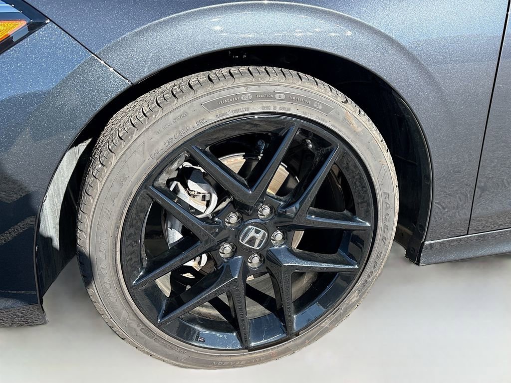 Used 2025 Honda Civic Sport image 28