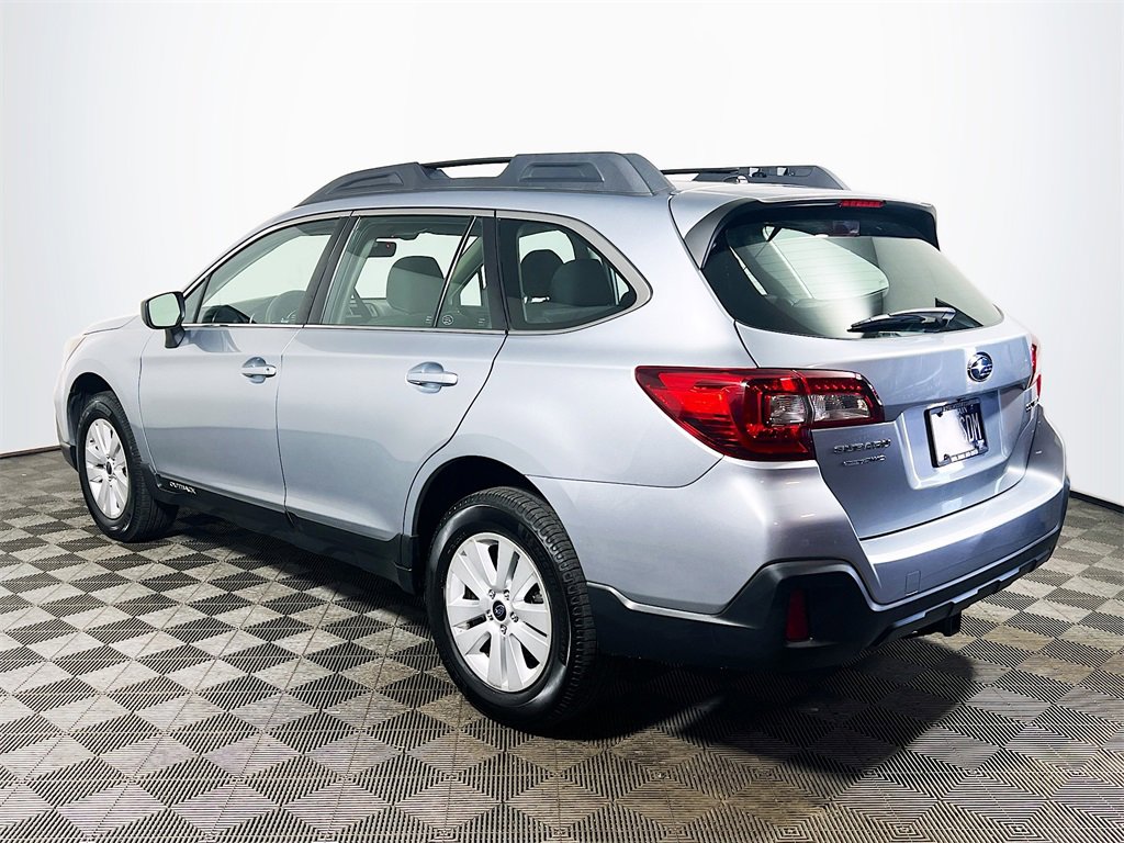 Used 2019 Subaru Outback 2.5i image 6