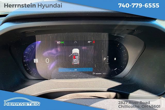 Used 2024 Volvo XC40 B5 Plus w/ Climate Package AWD/4WD image 17