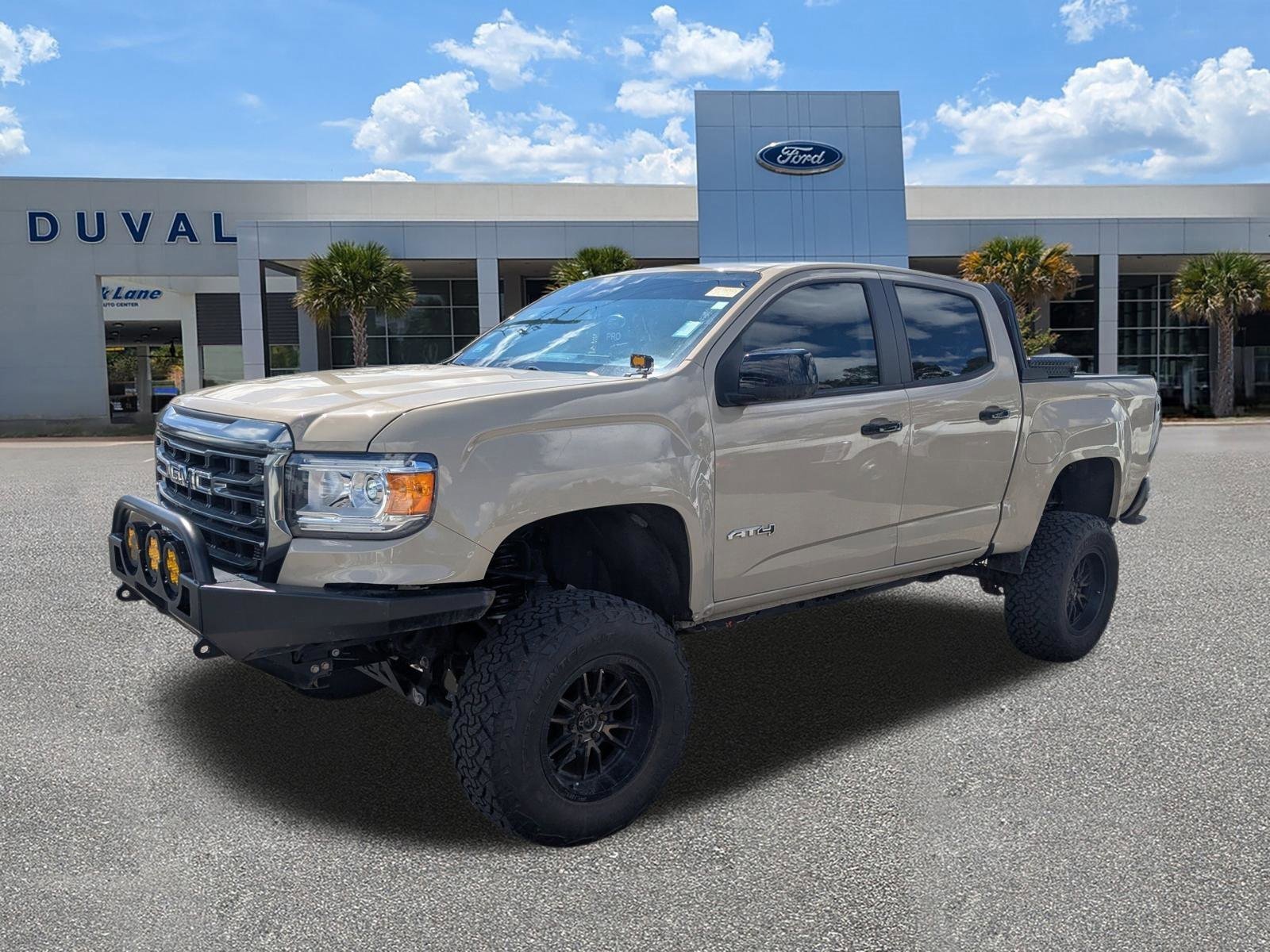 Used 2022 GMC Canyon AT4 w/ Trailering Package image 8