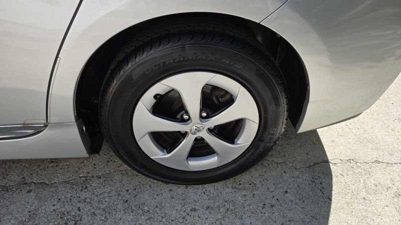 Used 2013 Toyota Prius Two FWD image 10